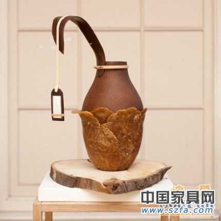 使用天然動物、植物聚合物制作的Botanica系列器皿